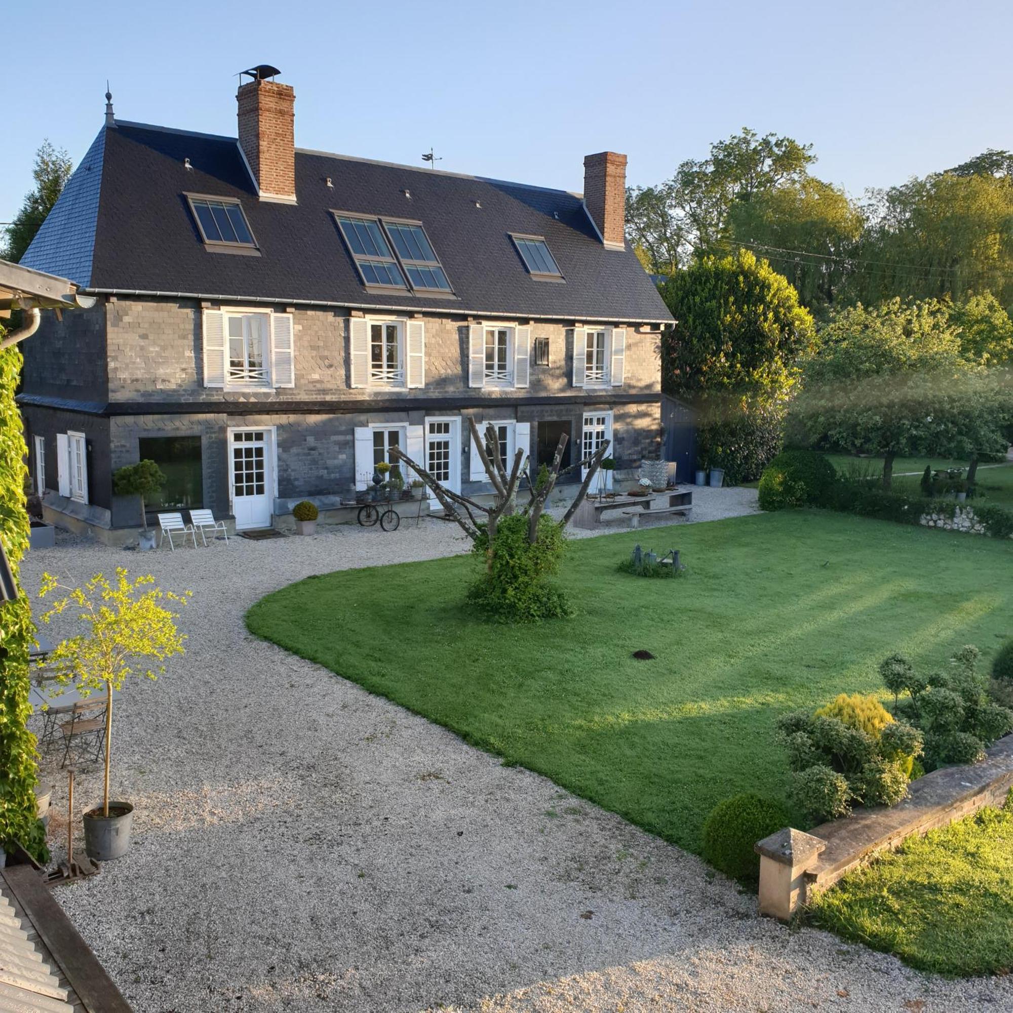 Par Hasard Ou Pas Bed & Breakfast Saint-Martin-aux-Chartrains Eksteriør bilde